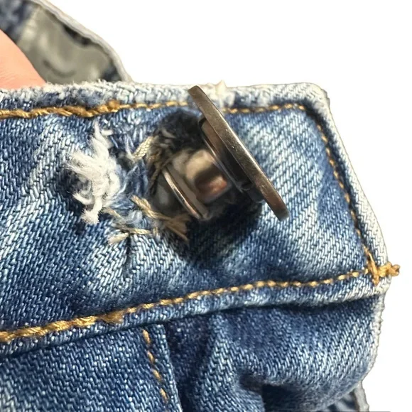 Women’s One Teaspoon Cutoff Trucker Shorts Size 28 - Picture 4 of 12